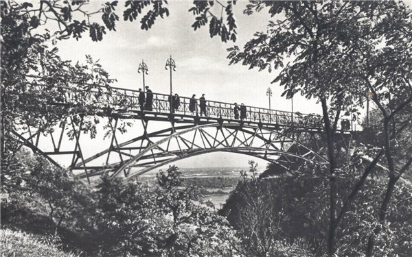 1957----.jpg